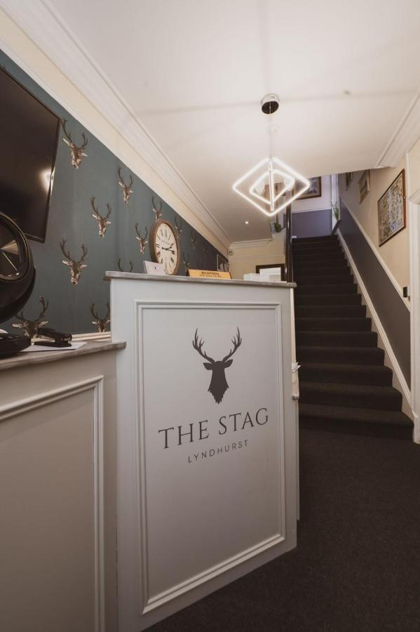 The Stag Hotel And Mailmans Arms Линдхърст Екстериор снимка