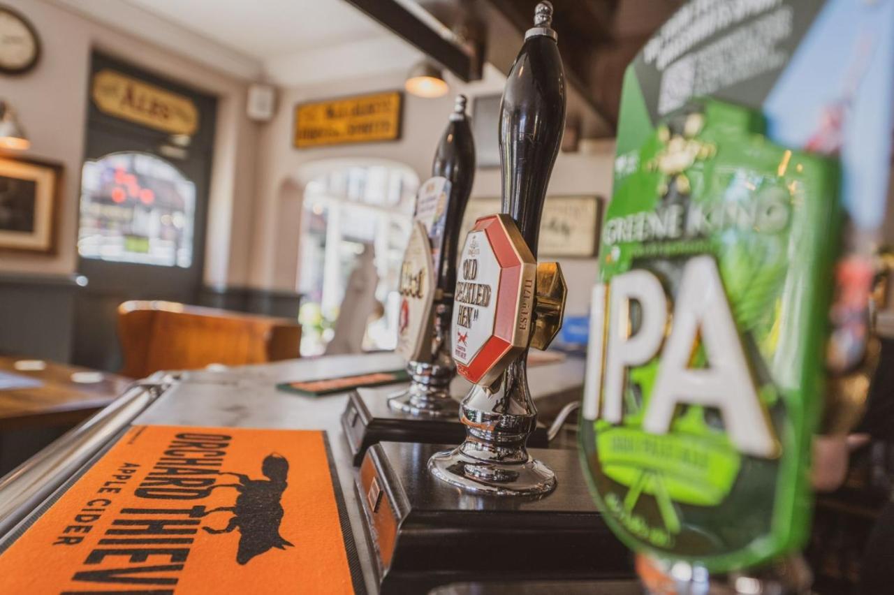 The Stag Hotel And Mailmans Arms Линдхърст Екстериор снимка